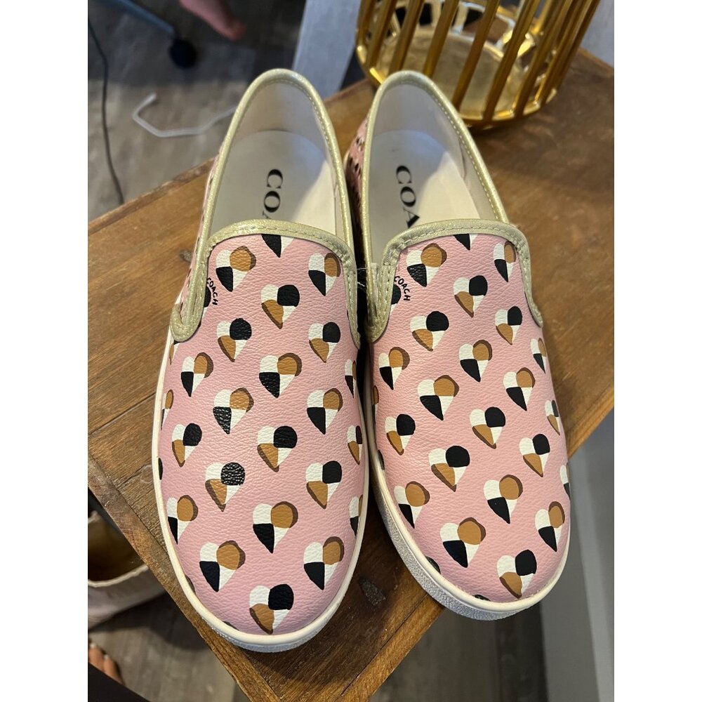 COACH Pink Blush Hearts Slip On sneaker size 9 pre owned Limited Edition